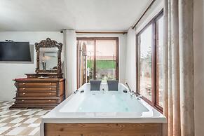 Kanuni - Authentic Albanian House