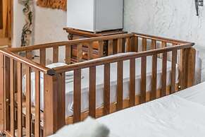 Kanuni - Authentic Albanian House