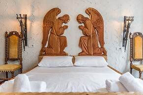 Kanuni - Authentic Albanian House