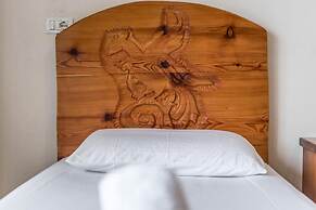 Kanuni - Authentic Albanian House