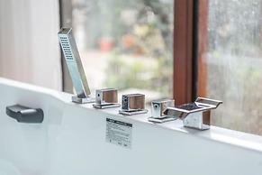 Kanuni - Authentic Albanian House