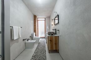 Kanuni - Authentic Albanian House