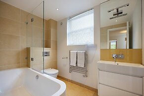 Sophisticated Splendour