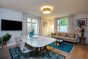 Sophisticated Splendour