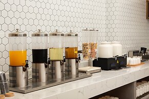 Vienna International Hotel Guangzhou Baiyun International Conference C