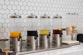 Vienna International Hotel Guangzhou Baiyun International Conference C