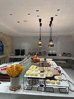 Vienna International Hotel Guangzhou Baiyun International Conference C