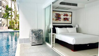 B12a Pool Access Partial Seaview 2brs 1bath Karon