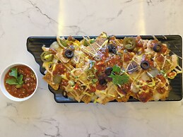 Hotel SS Grand & Multicuisine Restaurant