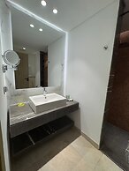 The G Einbay Golf Resort