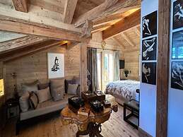 Cosy Chalet With Balcony/terrace