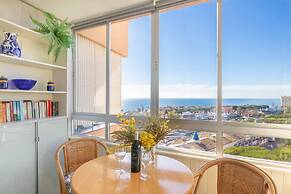 Viola Calypso in Calahonda