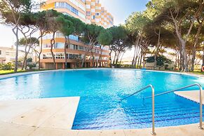 Viola Calypso in Calahonda