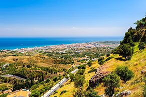 Viola Calypso in Calahonda