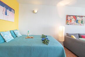 Viola Calypso in Calahonda