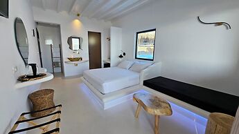 Elli Tropical Suites