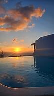 Elli Tropical Suites