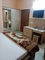 Goroomgo Hilroz Amritsar