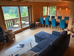 Chalet for big Group With Sauna