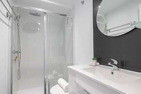 Calahonda Elegance With Pool And Sea View