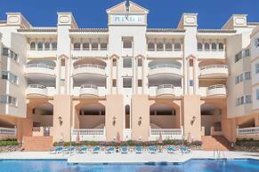 Calahonda Elegance With Pool And Sea View