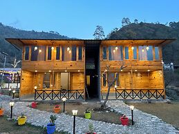 Cabana Riverside Resort - Kainchi Dham