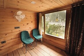 Cabana Riverside Resort - Kainchi Dham