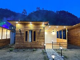 Cabana Riverside Resort - Kainchi Dham