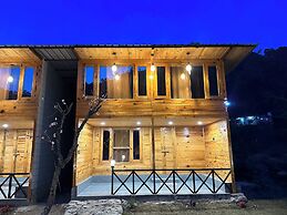 Cabana Riverside Resort - Kainchi Dham