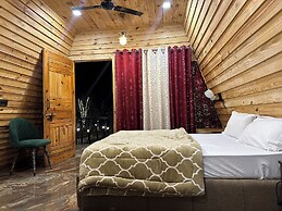 Cabana Riverside Resort - Kainchi Dham