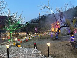 Cabana Riverside Resort - Kainchi Dham