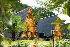 Cabana Riverside Resort - Kainchi Dham