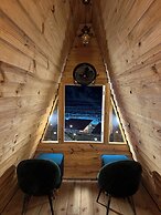 Cabana Riverside Resort - Kainchi Dham