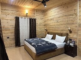 Cabana Riverside Resort - Kainchi Dham