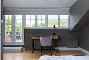 The River Cam Hideaway - Fabulous 6bdr House With Garden Plus Terrace