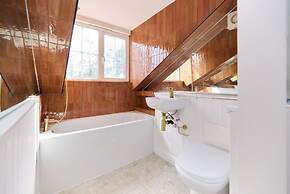 The River Cam Hideaway - Fabulous 6bdr House With Garden Plus Terrace