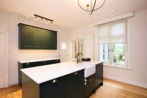 The River Cam Hideaway - Fabulous 6bdr House With Garden Plus Terrace