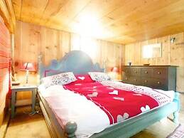 Beautiful Apartment With Sauna