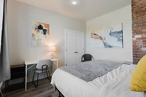 Modern Retreat Near Henry Ford