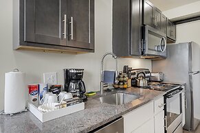 Modern Retreat Near Henry Ford