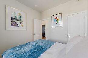 Modern Retreat Near Henry Ford