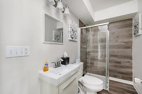 Modern Retreat Near Henry Ford