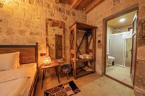 Cappalace Stone House