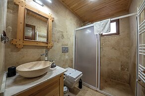 Cappalace Stone House