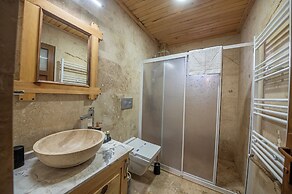 Cappalace Stone House