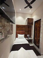 Hotel Powai Palace
