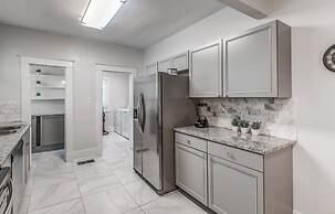 The Rolling Stone Near Downtown