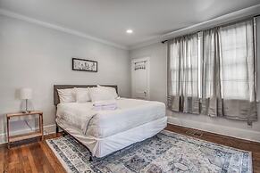 The Rolling Stone Near Downtown