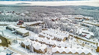 Treetop Getaway Ski In and Out Sleeps 10