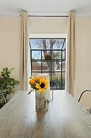 Large Fenced Yard Shamrock Stay